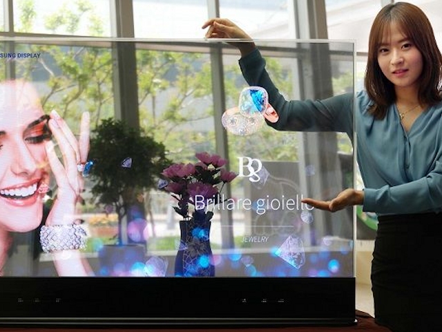 SAMSUNG DISPLAY
