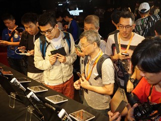 ASUS ROG Insight 2015