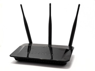 入門 AC 體驗、手機上網更流暢 D-LINK DIR-809 無線路由器