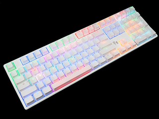 白色主題配 Cherry MX RGB 彩光 Ducky 羊年限定鍵盤登場 白色主題配 Cherry MX RGB 彩光 Ducky 羊年限定鍵盤登場