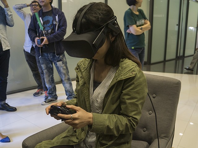 VR