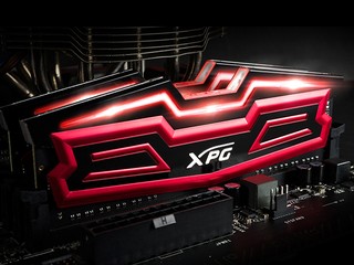 神秘的紅色光束、隨系統閃爍律動 ADATA XPG Dazzle DDR4 LED 記憶體模組