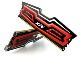 10 Layers PCB、LED光效 ADATA XPG Dazzle D4-2400 32GB Kit