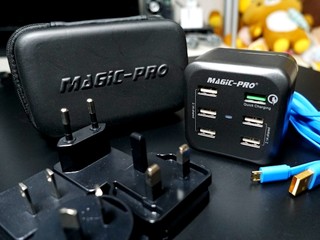 主要國家適用 為六台裝置快速充電 Magic-Pro ProMini 6TQ 旅行充電器 主要國家適用 為六台裝置快速充電 Magic-Pro ProMini 6TQ 旅行充電器