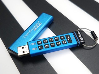 特工級隨身硬碟! 錯誤密碼 資料盡清 Kingston DataTraveler 2000 特工級隨身硬碟! 錯誤密碼 資料盡清 Kingston DataTraveler 2000