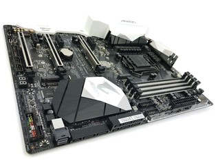电竞功能全面强化!! GIGABYTE GA-Z270X-Gaming 7 主机板