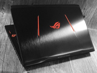 內建 7700HQ、GTX 1070 ASUS ROG STRIX GL502VS 電競筆電