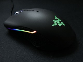 16,000 DPI 光學技術 RAZER LANCEHEAD Tournament 版本