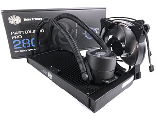 配上 280mm 冷排的水冷怪獸 Cooler Master MasterLiquid Pro 280