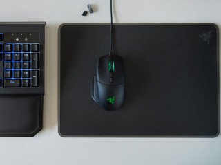 16,000 DPI、可自訂滾輪阻力功能 Razer Basilisk 電競滑鼠登陸香港