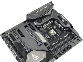 EKWB水冷、OLED顯示 ASUS ROG Maximus X FORMULA主機板