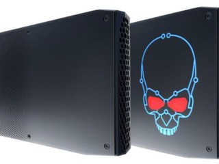 集成 Kaby Lake +  Vega M 圖形核心 Intel Hades Canyon NUC 可運行 1080p 遊戲