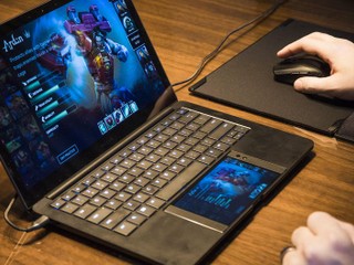 融合 Android 手機及筆記本電腦 Razer 發佈全新「Project Linda」概念
