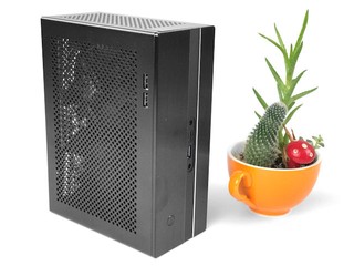 升級 Z370、支援 i7-8700 ASRock DeskMini GTX1060 (Z370) 準系統