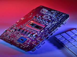 8 代 Core 處理器 + Vega M 圖形核心 Intel Hades Canyon NUC 主機板圖片曝光
