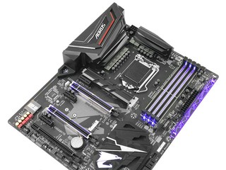 2.0版本、用料再提升 GIGABYTE Z370 AORUS Ultra Gaming 2.0