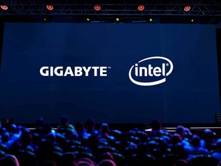 见证 Intel 40 年处理器千倍效能演进 GIGABYTE Z370 主机板完美发挥 i7-8086K 效能 
