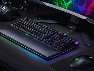 全新 Razer 光學機械軸 帶來光速般的觸發速度 Razer 發佈「Razer Huntsman」系列鍵盤