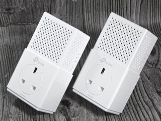 HomePlug AV2 + 1000Mbps 傳輸  TP-Link PA7010P-KIT 套裝
