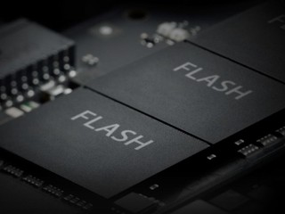 【營收壓力迫晶片廠加速技術升級】 120/128 層 3D NAND 下年要來了嗎?!