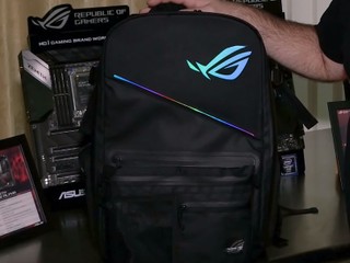 【光害延續再延續】仲有充電功能!! ASUS CES 2019 展出「真。RGB」書包