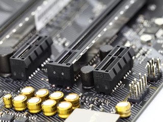 傳輸頻寬 Double Up!!最高可達 128GB/s  PCIe 5.0 v0.9 版規範正式獲批