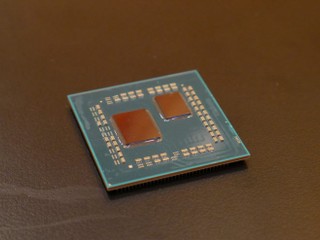 【單核性能比 2700X 高 13%!!】 12 核新 AMD 三代 Ryzen CPU 現身