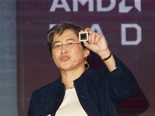 【蘇媽驚喜再續!!】16 核、4.7GHz Boost 時脈  全球首款 AMD 16 核 Ryzen 9 3950X 曝光