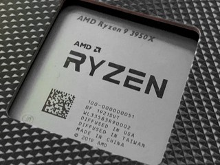 【未賣街測試先流出!!】比 9900K 高 92.4% AMD 3950X 配水冷全 16 Core 穩超 4.3GHz