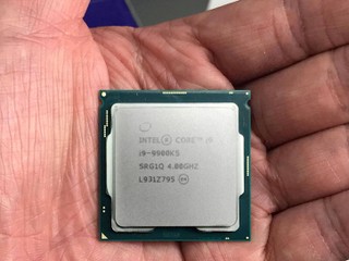 【實物首曝光 !!高達 127W TDP  】 Intel Core i9-9900KS 熱力驚人