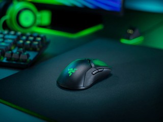 【超輕化!!】4 大功能提升瞄準精準度 Razer Viper Ultimate 無線遊戲滑鼠