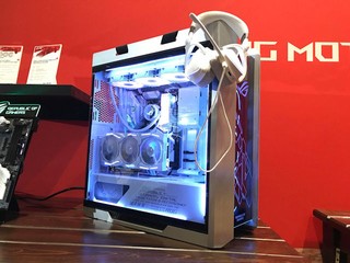【CES 2020】ASUS 超級白狂熱 !! ROG Strix White Edition 機箱/水冷/主機板/電源