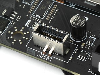 MSI MEG Z490 ACE 電競主機板