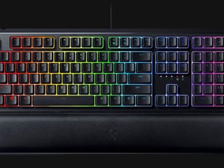【薄膜式鍵盤都有機械軸清脆嘅按鍵手感!!】 Razer 全新 Ornata V2 遊戲鍵盤賣街啦 【薄膜式鍵盤都有機械軸清脆嘅按鍵手感!!】 Razer 全新 Ornata V2 遊戲鍵盤賣街啦
