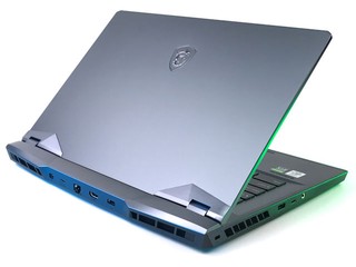 極致效能、Mystic Light 燈效 MSI GE66 Raider 10SGS 15.6