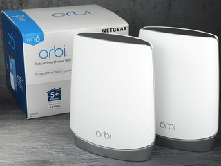 三頻 AX4200、8 Stream 傳輸通道 NETGEAR Orbi Mesh WiFi RBK752 套裝