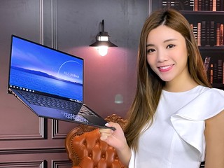 4K OLED Touch 