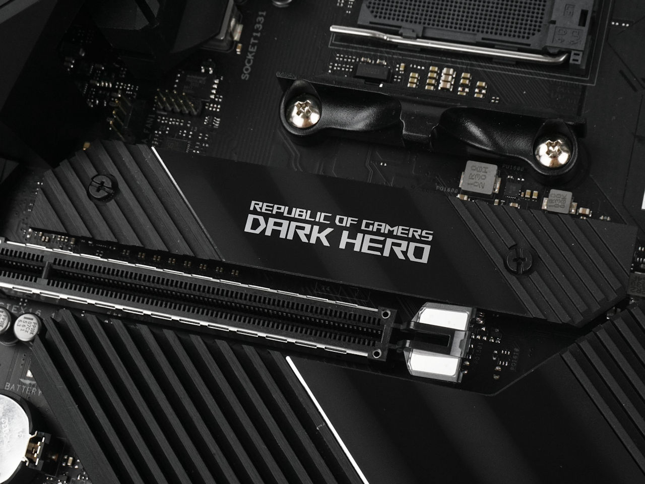 ASUS Crosshair VIII Dark Hero