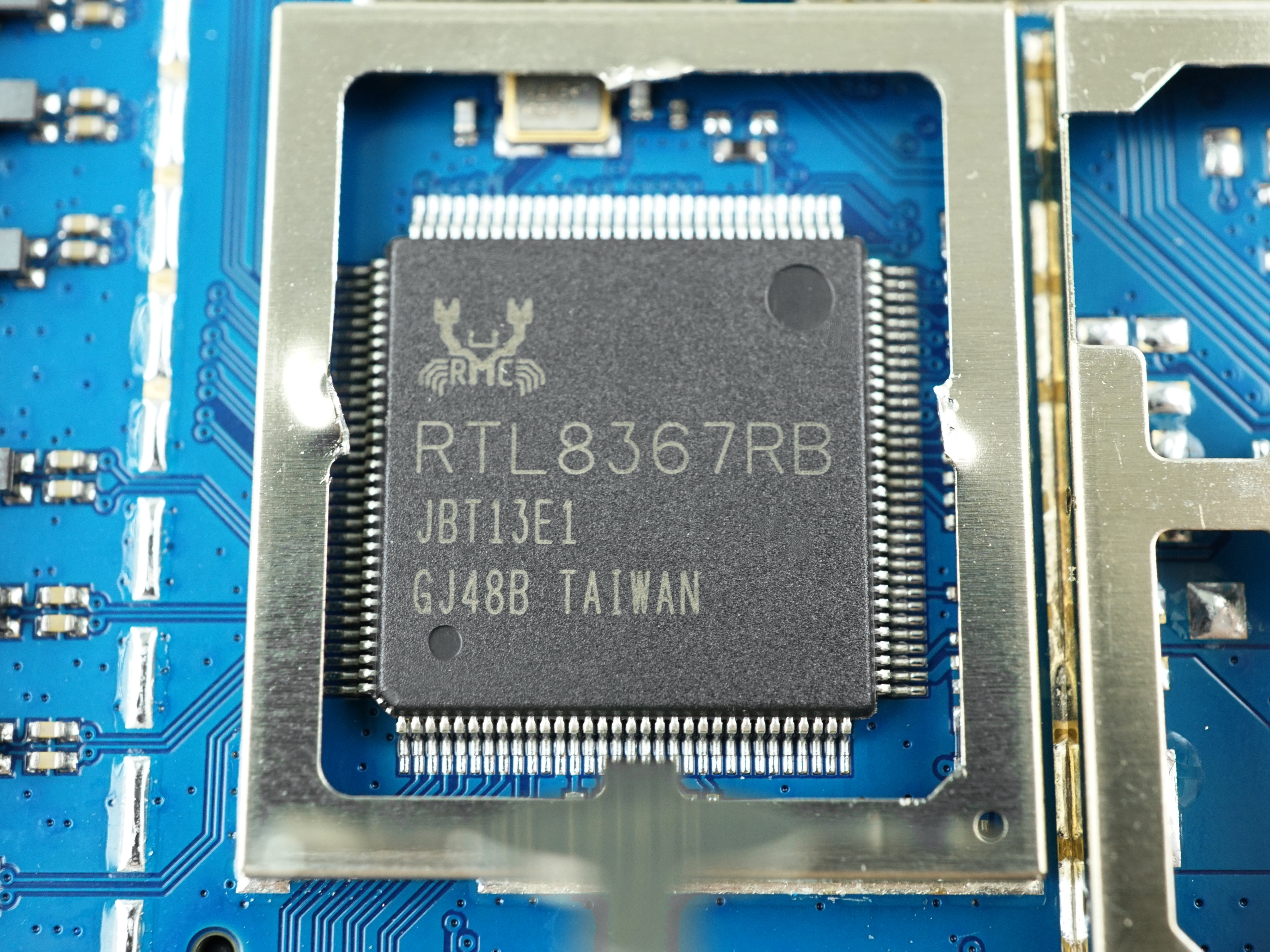 D-LINK DWR-961 拆機圖