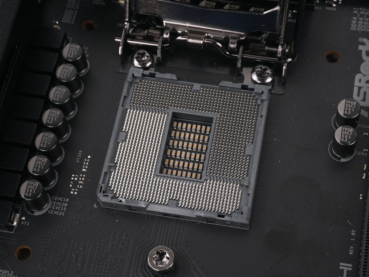 ASROCK Z590 TAICHI 主機板