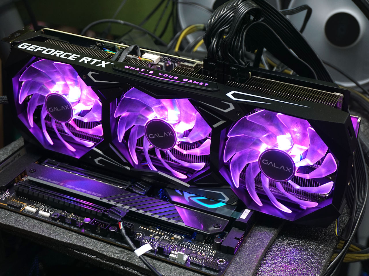 創新1-Clip Booster 設計GALAX GeForce RTX 3080 Ti SG 顯示卡- 電腦