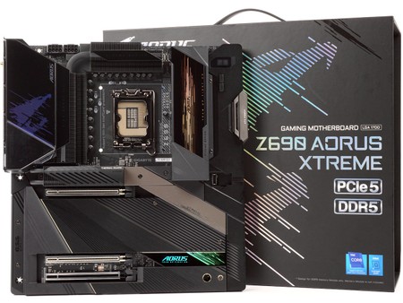 Z690 UD AX (rev1.2) DDR5 マザーボード 新品未開封！！ | pick.com.mx