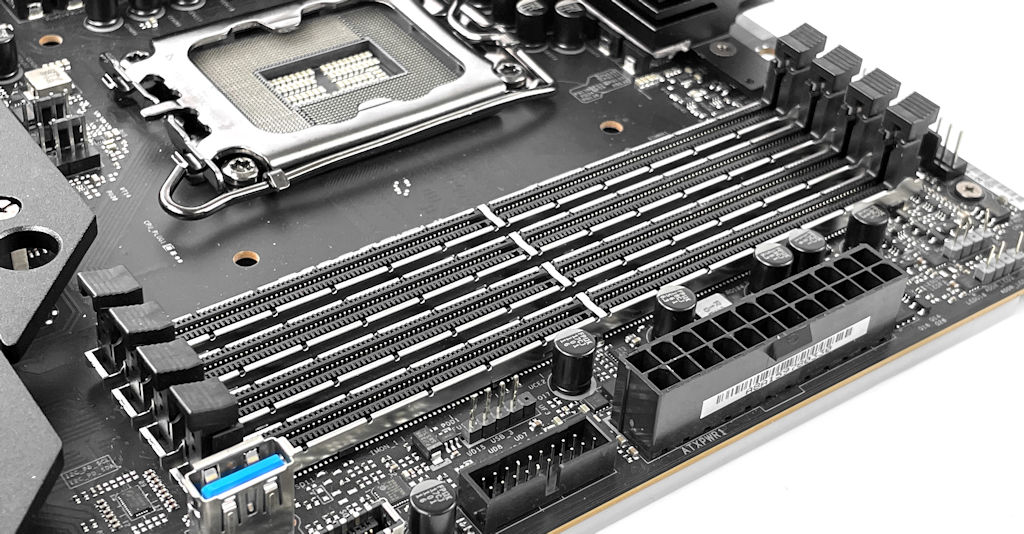 Z690 TAICHI