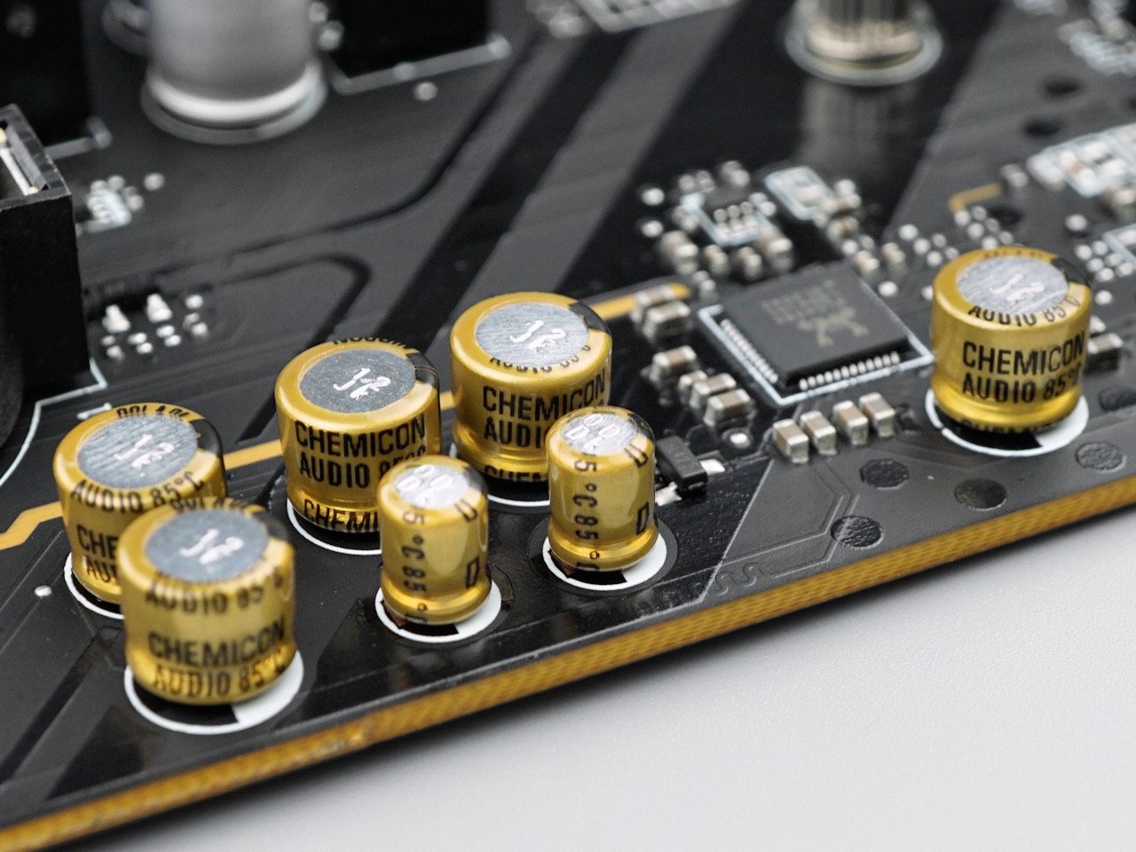 MSI MAG Z690 TORPEDO