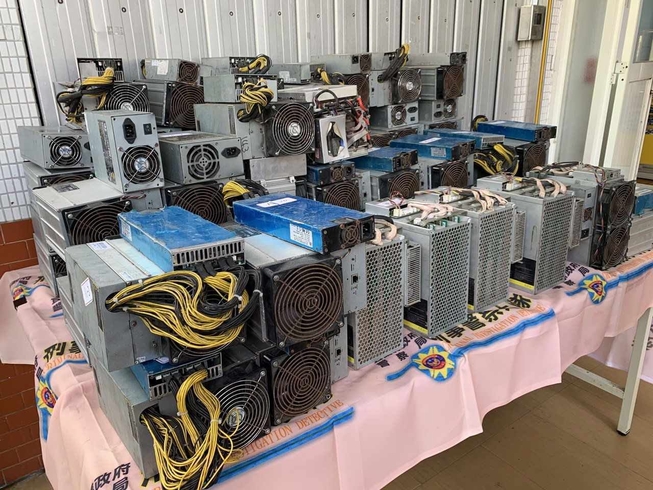 4 個月偷88 萬度電，只挖到港幣三萬多元!? 【偷電礦佬蝕揸米!!】台電追討百萬港元電費- 電腦領域HKEPC Hardware -