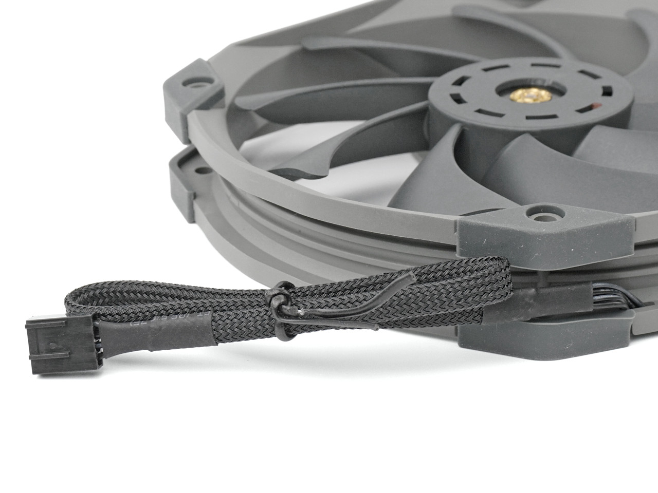 Thermalright Frost Commander 140