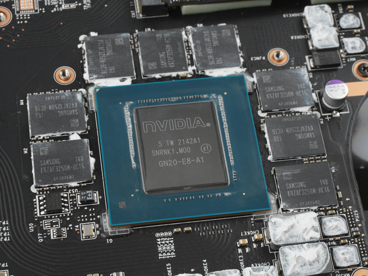 NVIDIA GeForce RTX 3080 Ti Laptop 顯示核心