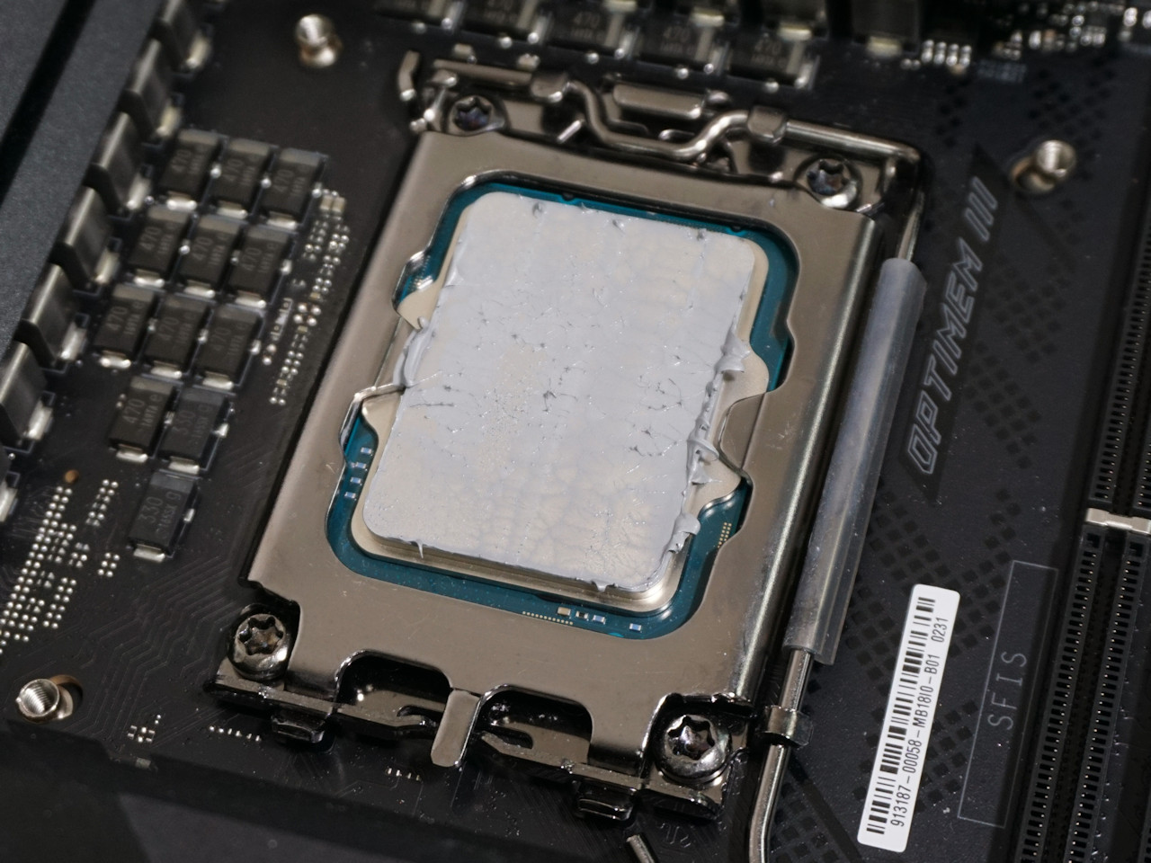 不死鳥!! 追加LGA 1700 扣具Cooler Master Hyper 212 Black Edition