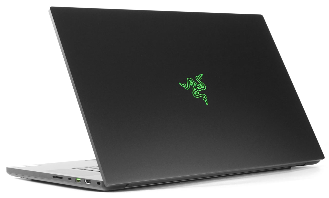 Razer Blade 17 Mid 2022