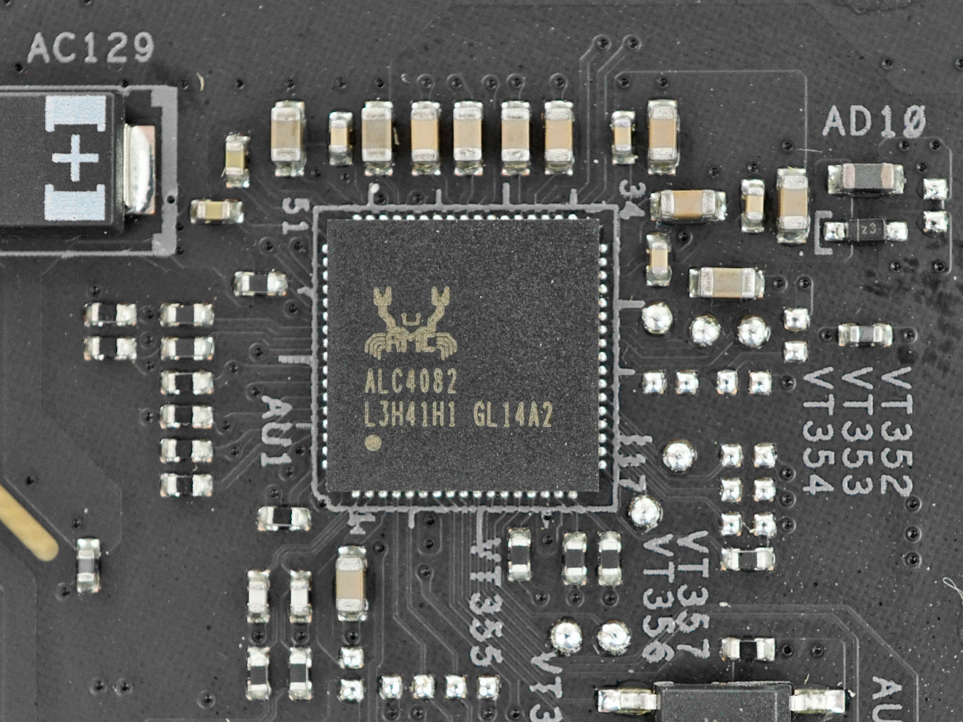 ASRock X670E Taichi 主機板